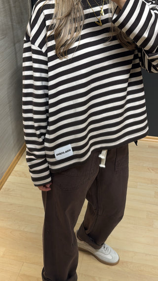 Boxy Sweatshirt “SOUL STUDIO“ - Braun-Ecru gestreift