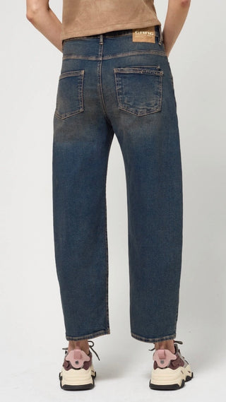 Barrell Jeans o-shape fit “Ida“ - Tinted Brown