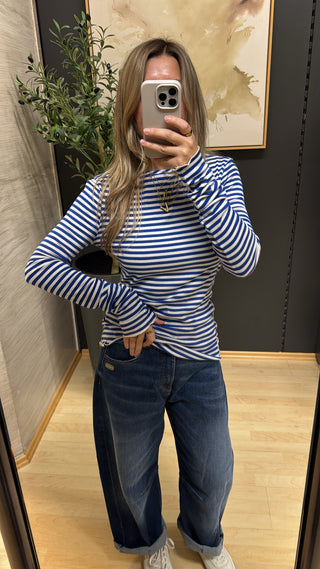 Longsleeve “Striped“ mit Herzdetail