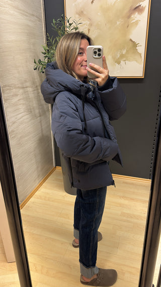 Winterjacke “Pavinaria Short“