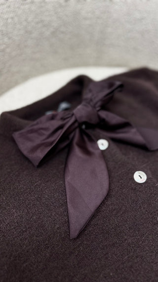 Strickjacke mit Satin-Schleife “Disa“