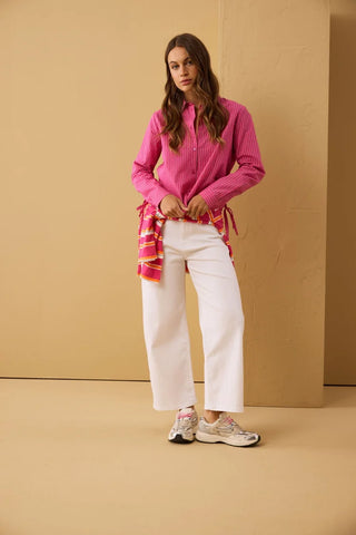 Gestreifte Bluse mit seitlicher Raffung - Fuchsia