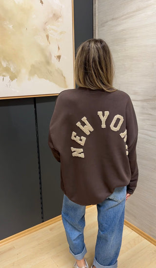 Oversized-Sweater-NewYork-Braun-mit-teddy-schriftzug-Damen-asmo-woman-oldenburg