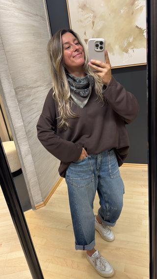 asmo-brauner-damen-sweater-mit-NewYork-Schriftzug-auf-dem-Rücken-damenmode