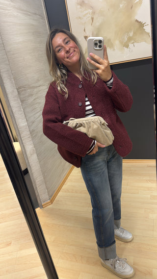 asmo-oldenburg-mode-damen-boucle-jacke-burgunder-outfit