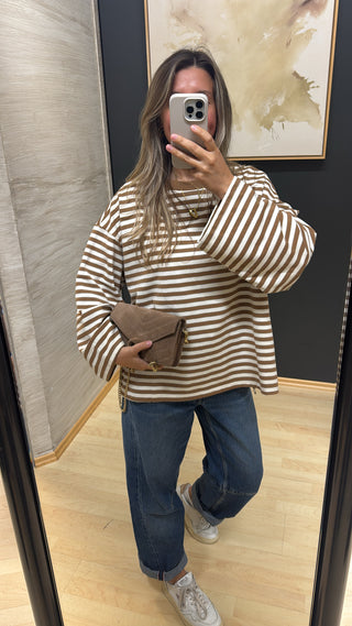 oversized-langarm-shirt-gestreift-camel-weiss-damenmode-oldenburg-asmo